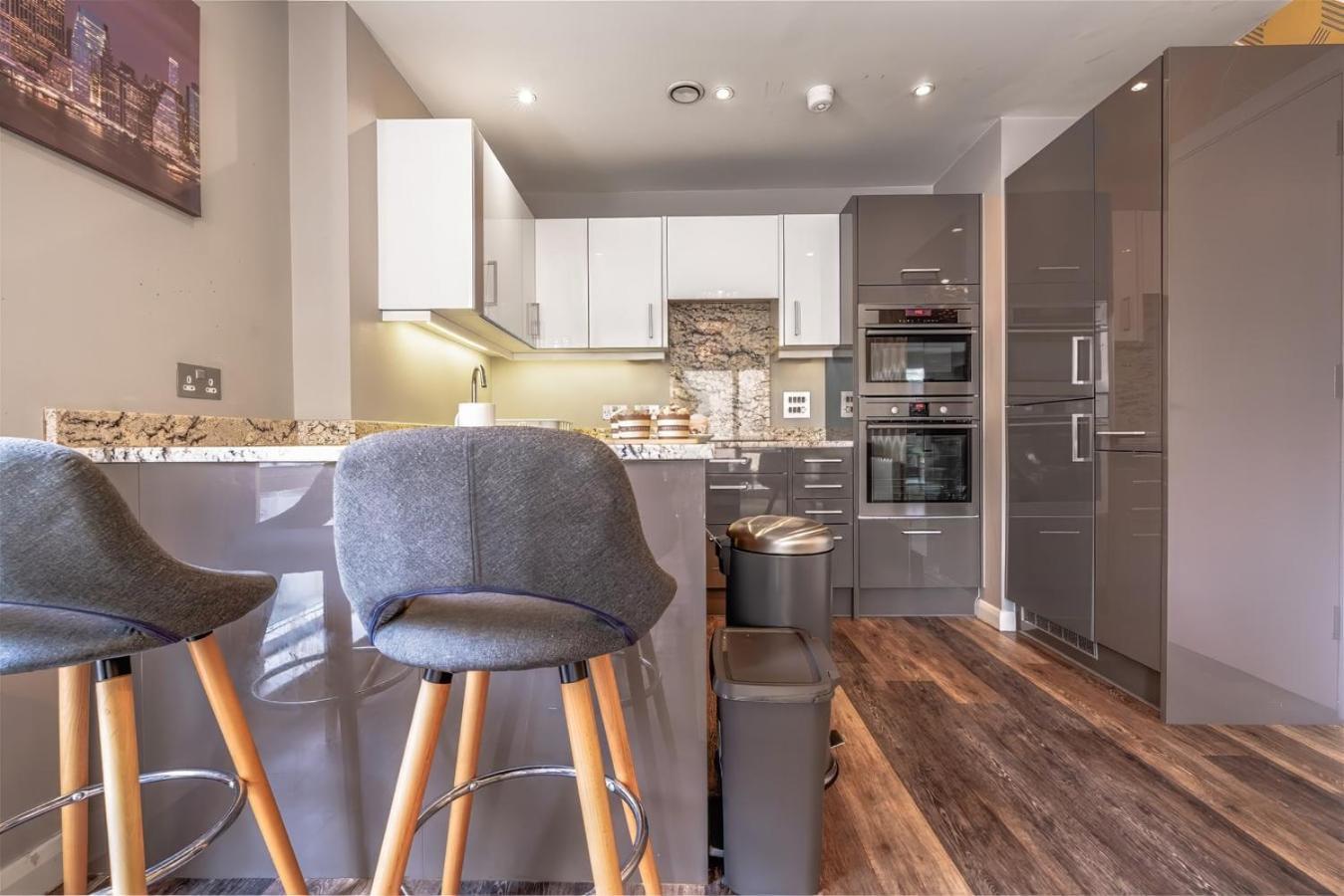 Iconic Garden Apt, Steps From City Centre & Cafes Бристол Екстериор снимка