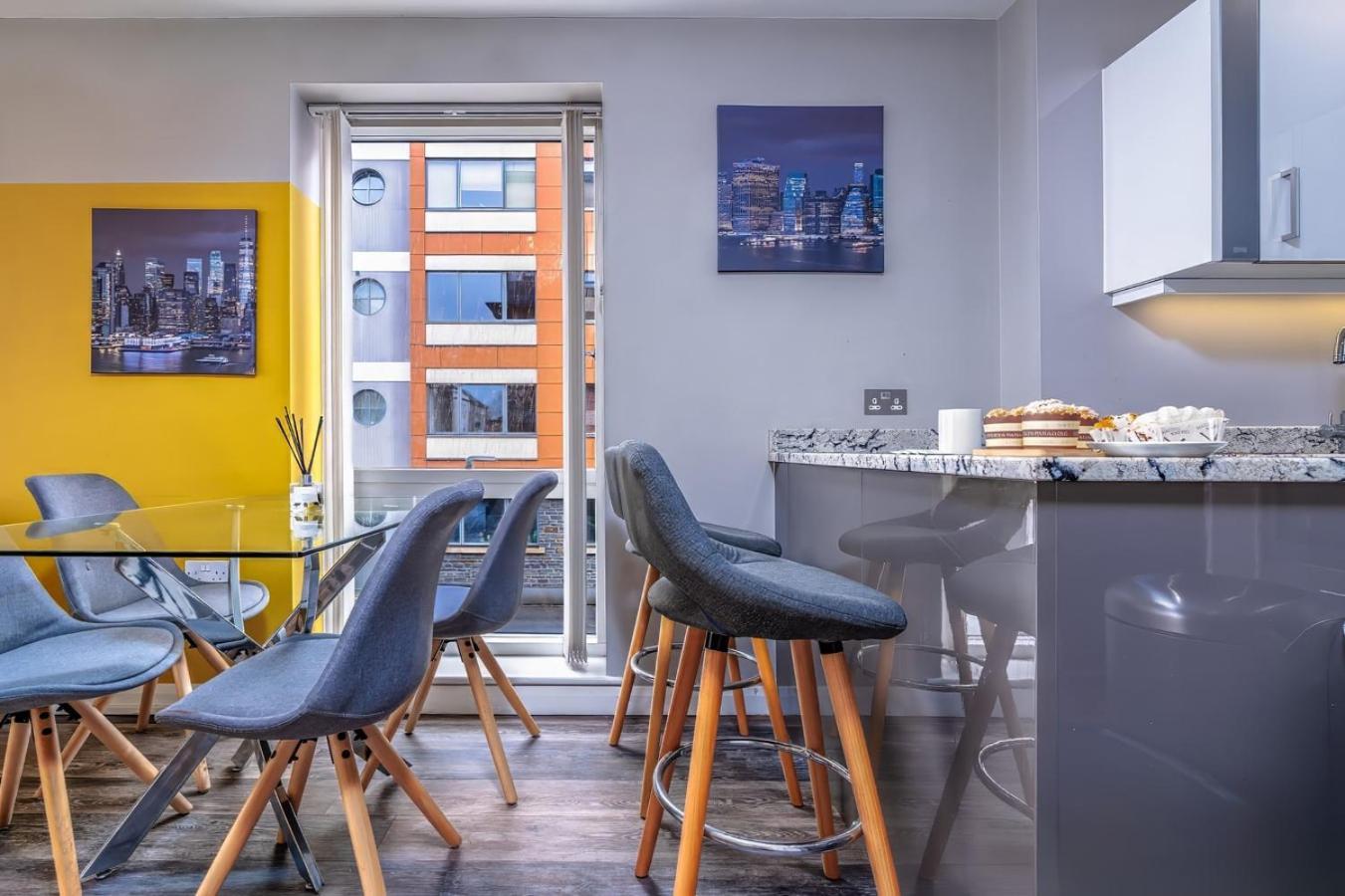 Iconic Garden Apt, Steps From City Centre & Cafes Бристол Екстериор снимка